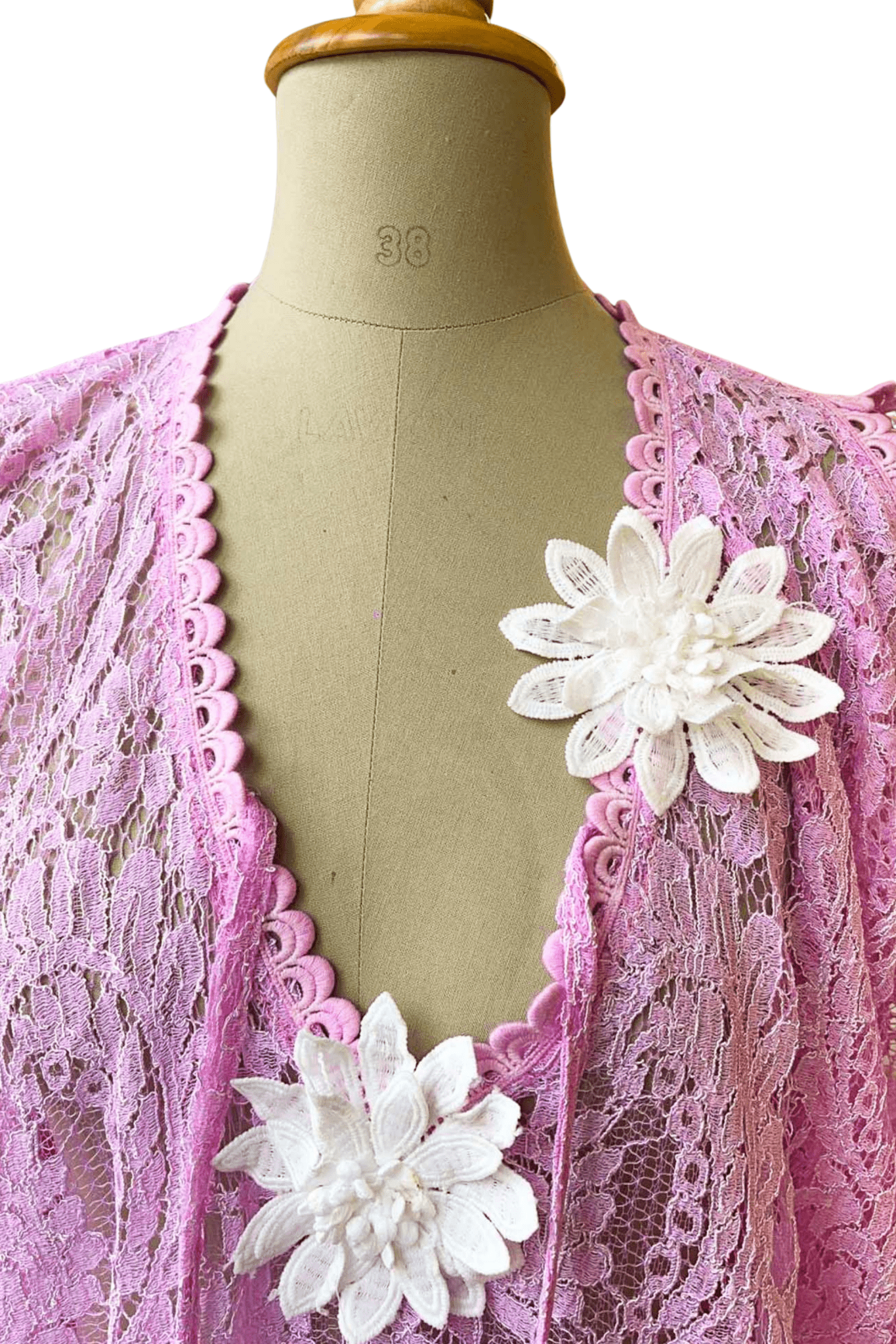 Poncho Rachel — Calais Lace Elegance - Vanita Rosa